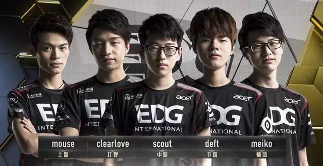 升约8个百 升约8个百