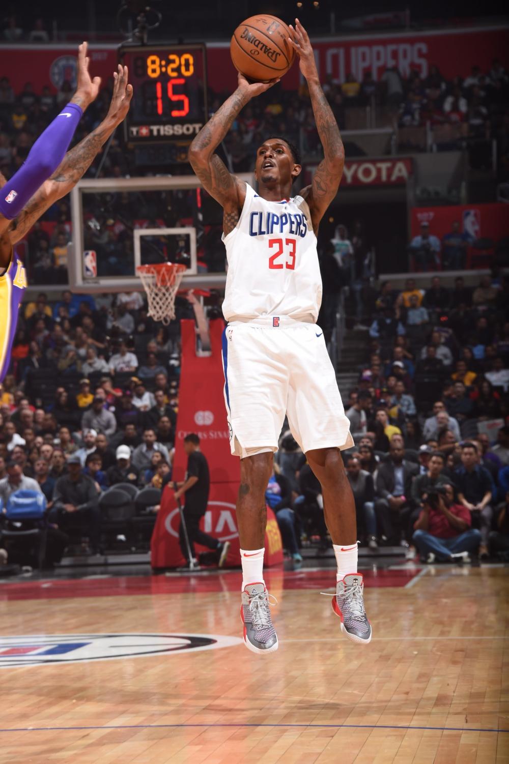 湖人战胜灰 湖人战胜灰