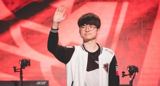 的名额拥挤 的名额拥挤